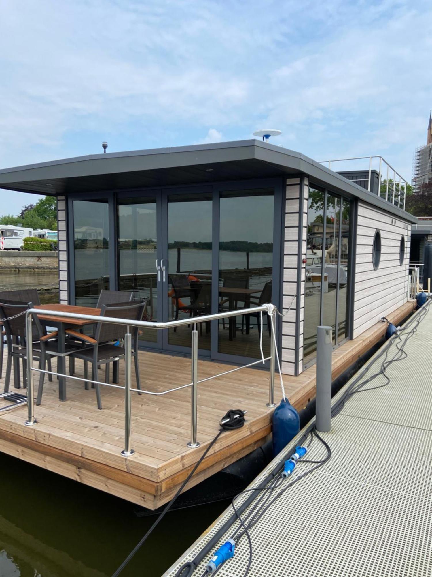 Hausboot Fjord Claudia Schleswig Hotel Exterior photo
